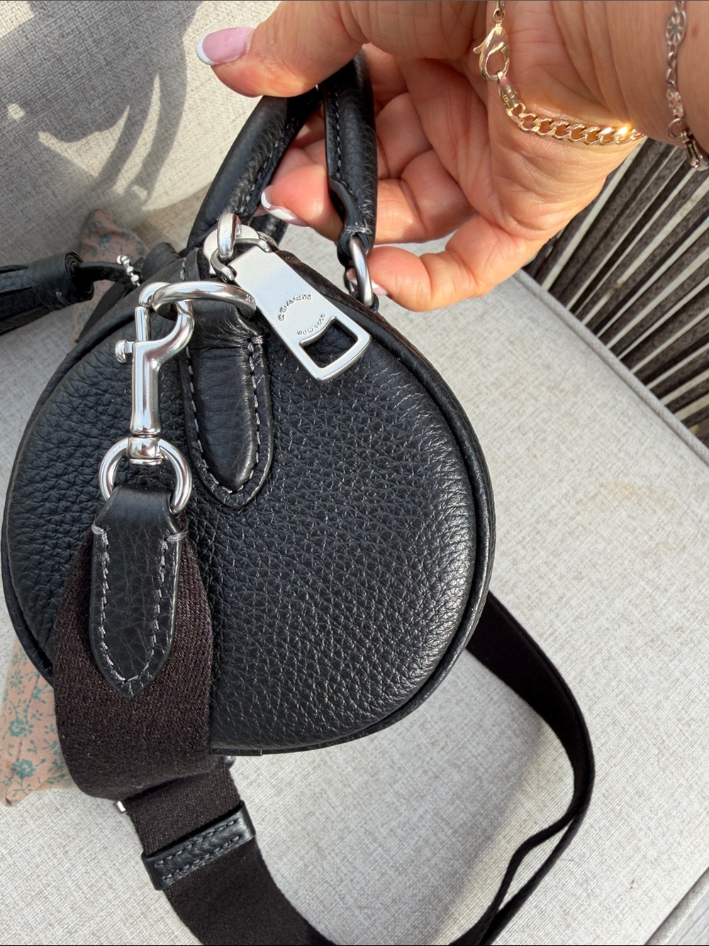 Coach Black Pebbled Leather Crossbody Barrel bag - Picture 8 of 9